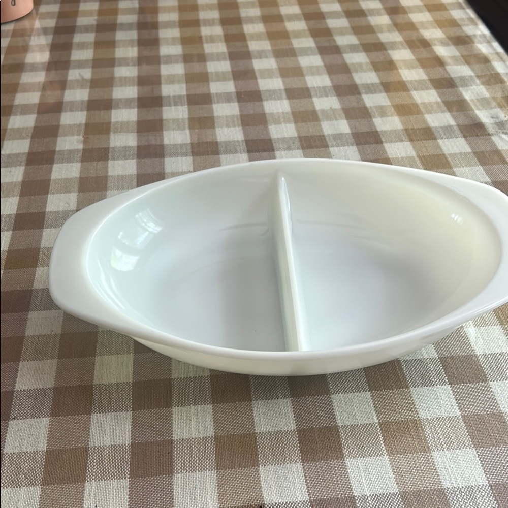 Pyrex White Serveware Divided Plate